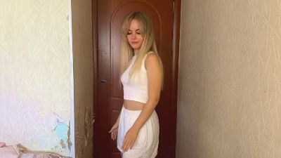 AnnmarieBroody from France