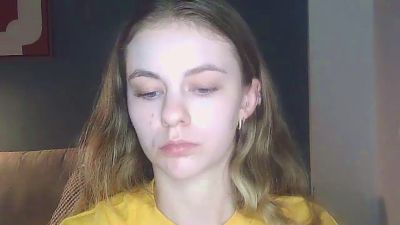 AriaYoung from United States