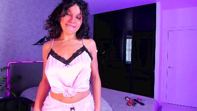Cur1y_Sue from Italy