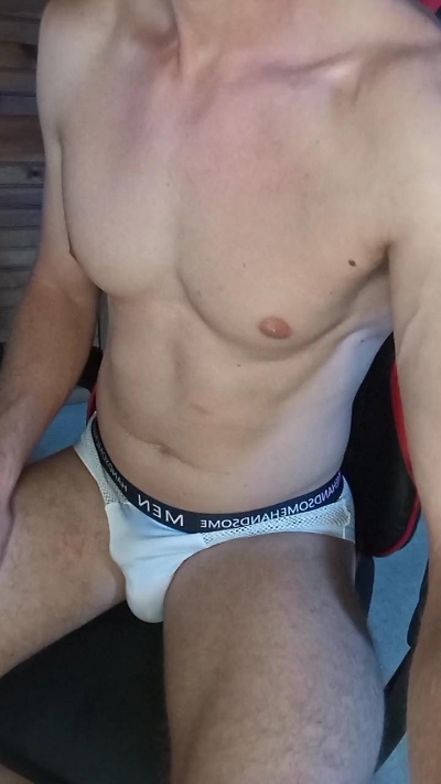 Dylan_12 from France