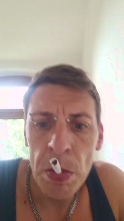 Eskalator198 from Germany