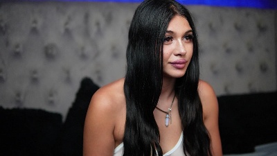 GiuliaSya from Romania