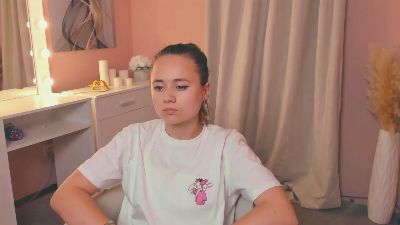 KelleeWitschi from Poland