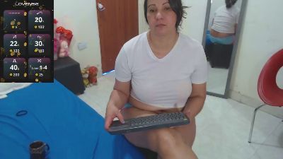 LauraFoxx from Colombia