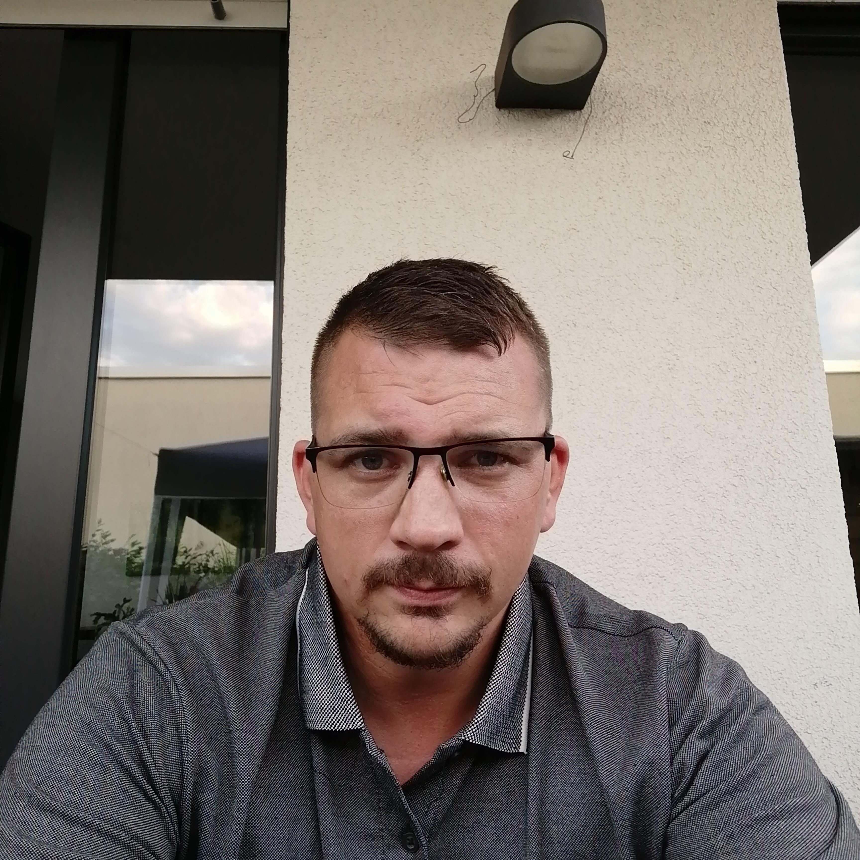 Man_Oel from Germany