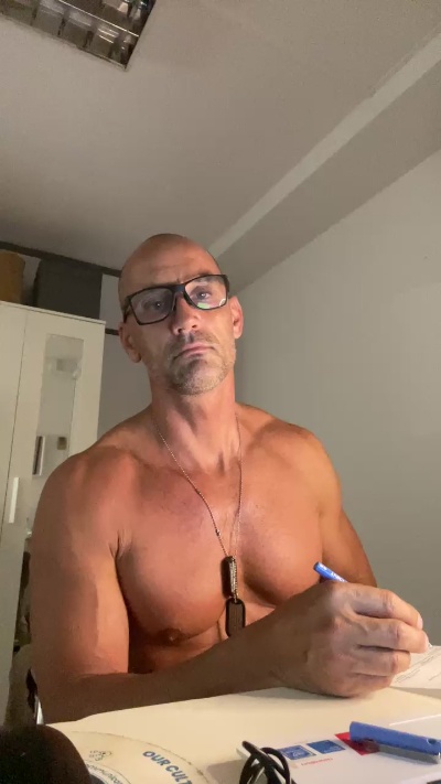 Master_borris from France