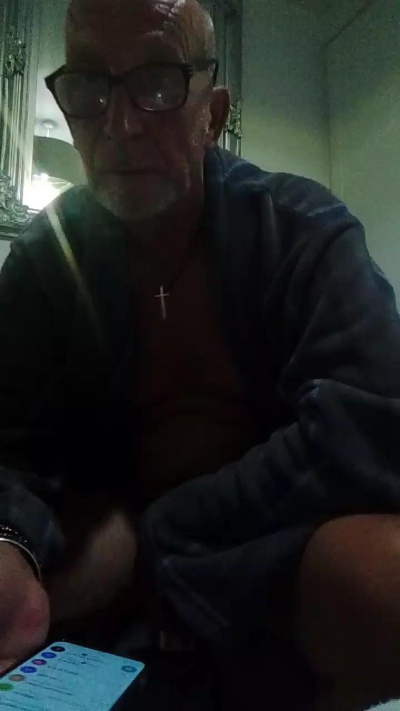 Popperpig52 from United Kingdom