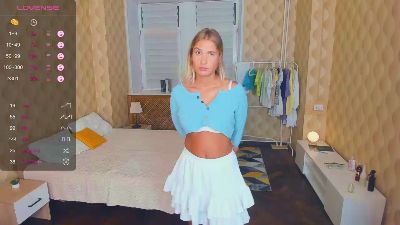 RexanneBunton from Romania