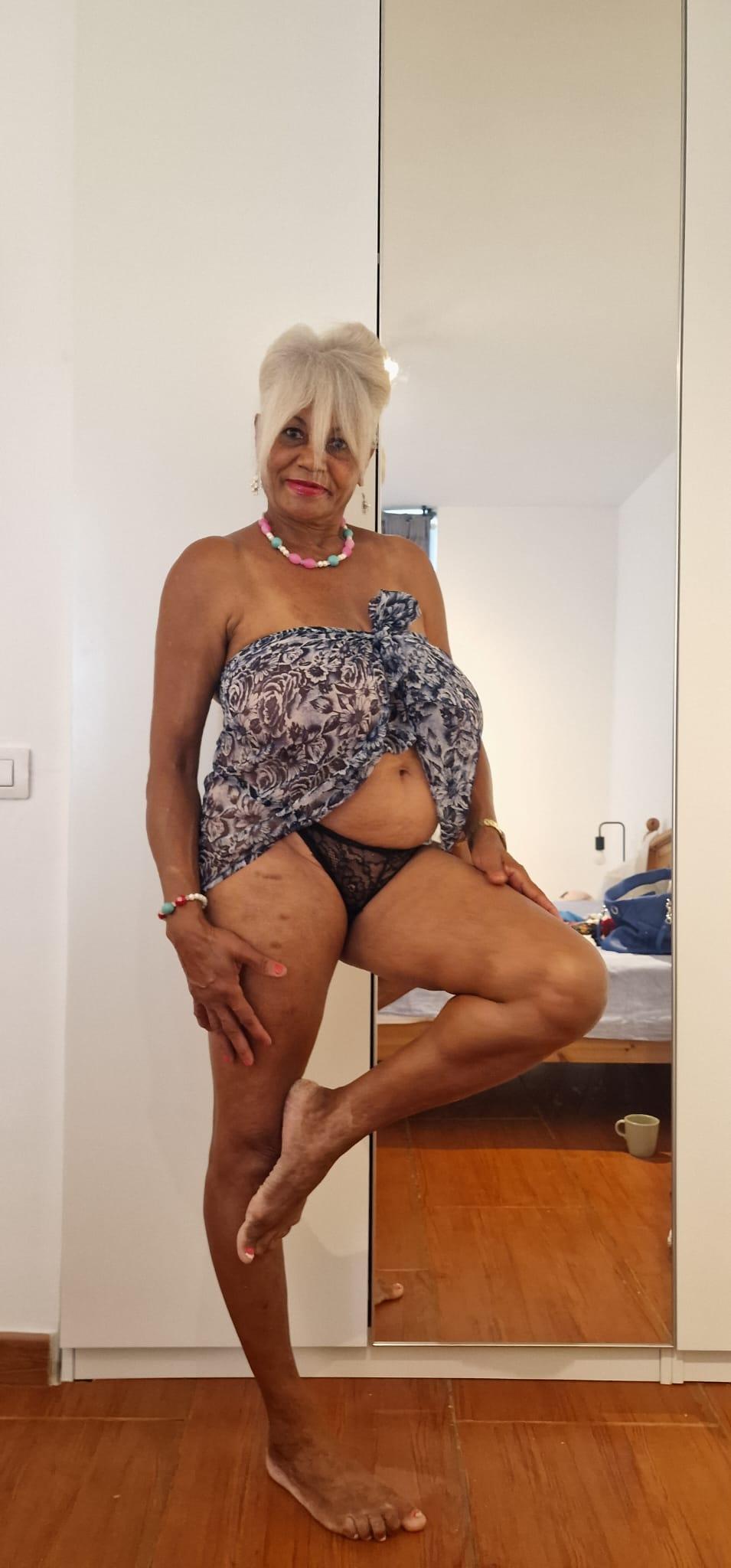 Tetona56 from Spain