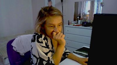 Trish_smile from France