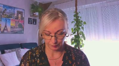 VanessaLUX from Germany