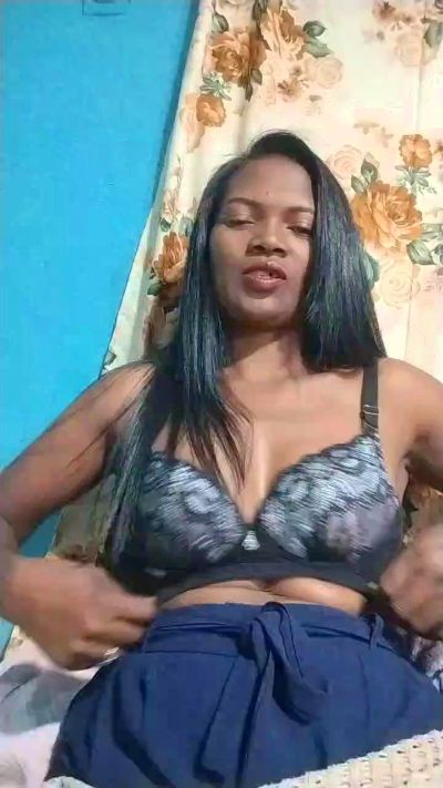 diana418 from Madagascar