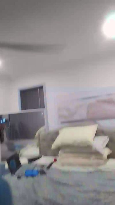 handsolo_porn from Australia