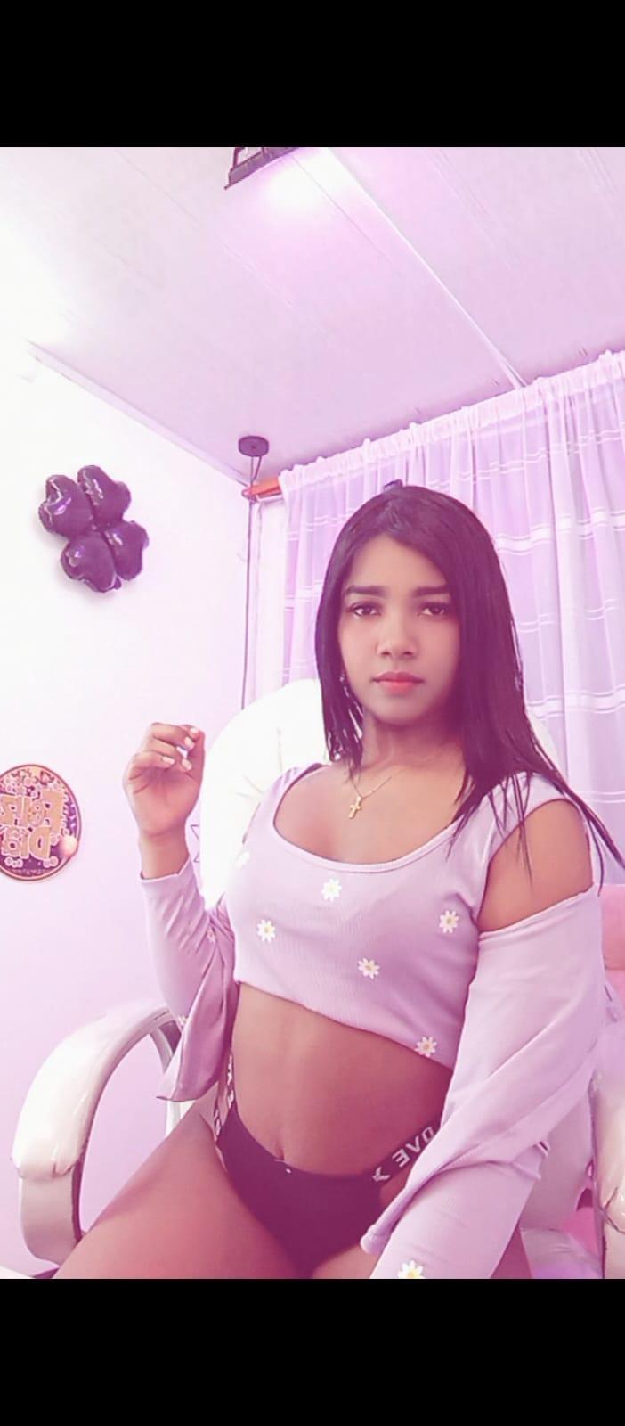 tatty9 from Colombia